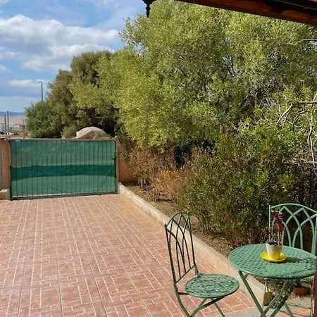 Holiday home Casa Vacanze Con Veranda E Giardino, Mare Olbia