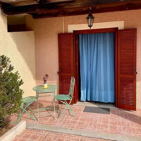 Holiday home Casa Vacanze Con Veranda E Giardino, Mare Olbia