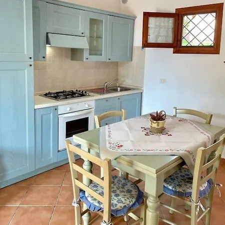 Casa Vacanze Con Veranda E Giardino, Mare *